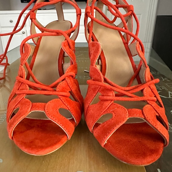 Banana Republic suede heels - Picture 3 of 11